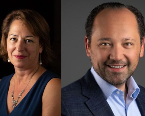 carol leonnig husband